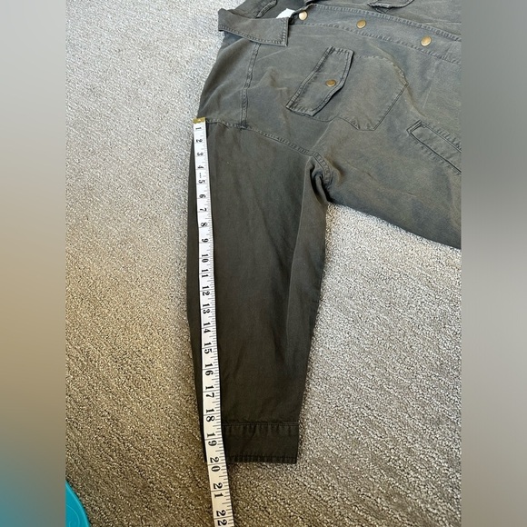 Gentle Fawn Lightweight  Olive Shacket - Picture 8 of 8